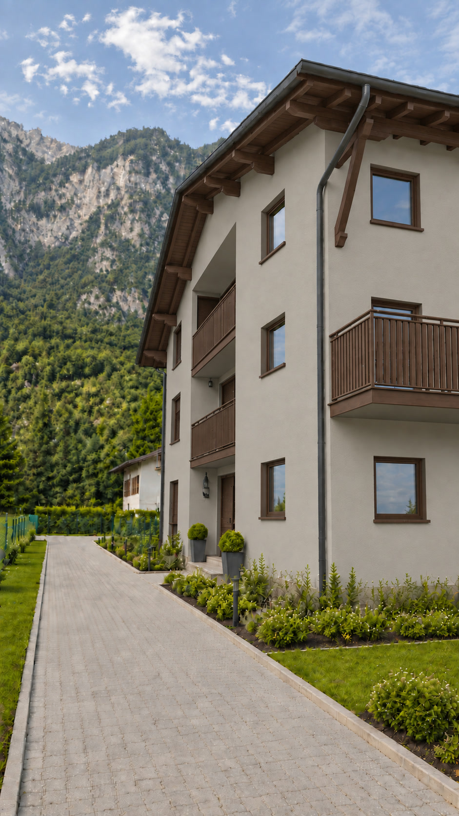 Proposta del vialetto d'ingresso con facciata grigio caldo, parapetti, legni del tetto e contorni delle finestre color noce